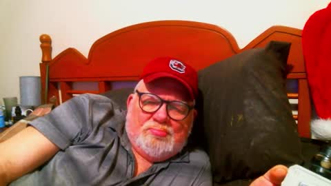 Snapshot of slydevil_sc chatting on December 8, 2024, 2:52 pm Sly online show from December 8, 2024, 2:52 pm