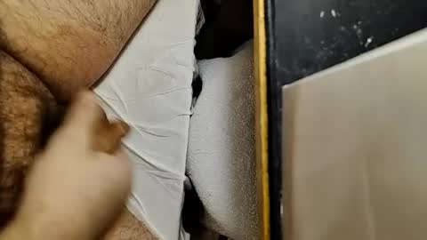 Snapshot of small_1986 chatting on May 1, 2026, 10:25 pm transmisin gratuita bajo demanda free broadcast on demand online show from May 1, 2026, 10:25 pm