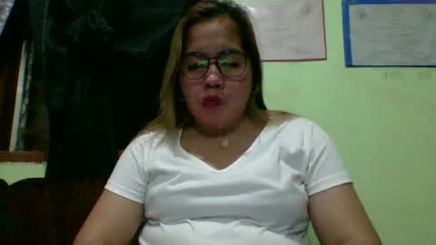 Lovewella online show from April 12, 2026, 2:22 pm