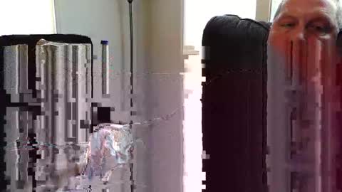 small_weener18 online show from November 22, 2025, 5:45 pm