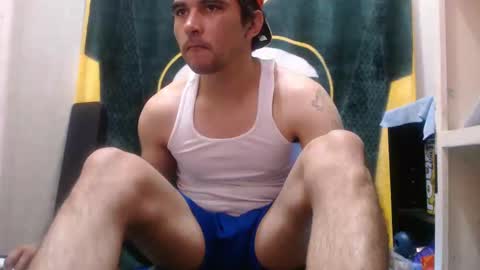 Snapshot of small_wood21 chatting on February 19, 2025, 11:28 am small wood21 online show from February 19, 2025, 11:28 am