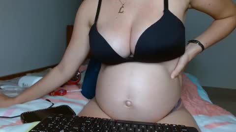 brenda online show from October 30, 2025, 10:43 pm