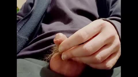 Small Hairy Uncut online show from December 30, 2024, 2:19 pm