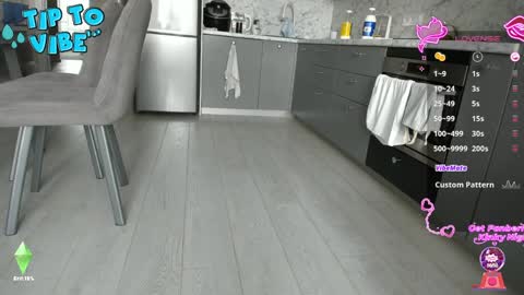 Snapshot of smallnipples chatting on March 29, 2026, 2:44 am Alex online show from March 29, 2026, 2:44 am