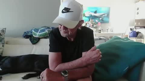 Snapshot of smallpenisbigtongue chatting on February 5, 2025, 9:29 pm Daddy online show from February 5, 2025, 9:29 pm