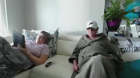 Snapshot of smallpenisbigtongue chatting on March 6, 2025, 3:02 pm Daddy online show from March 6, 2025, 3:02 pm