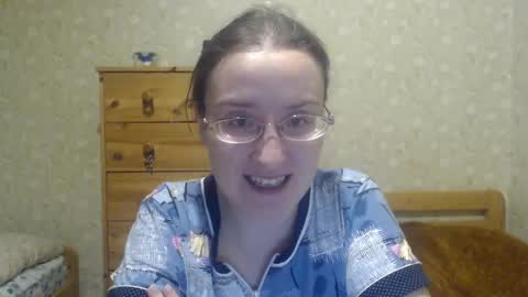 smart_rose online show from January 28, 2025, 5:35 pm