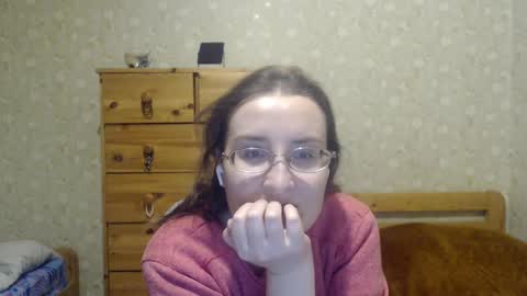 smart_rose online show from February 12, 2025, 2:32 pm