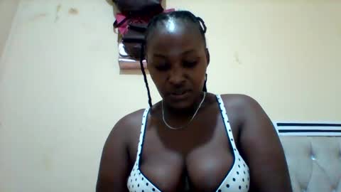 Snapshot of smartqueen1 chatting on January 8, 2025, 2:25 am Katerina online show from January 8, 2025, 2:25 am