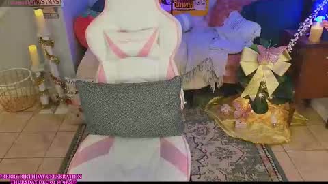 Snapshot of smashberry chatting on December 4, 2025, 4:05 pm bb online show from December 4, 2025, 4:05 pm