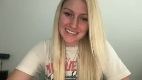 smexxii93 online show from November 2, 2025, 7:05 pm