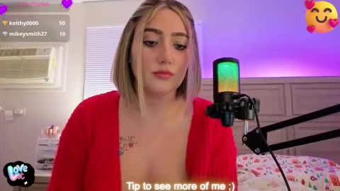 Smexy online show from December 3, 2025, 2:52 am