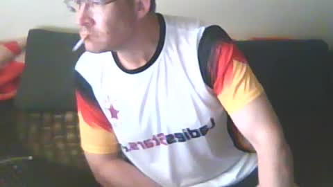 Snapshot of smi35 chatting on June 13, 2026, 6:22 am smi35 online show from June 13, 2026, 6:22 am