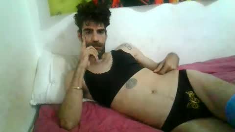 Snapshot of smile3555 chatting on December 21, 2025, 8:16 pm willy online show from December 21, 2025, 8:16 pm