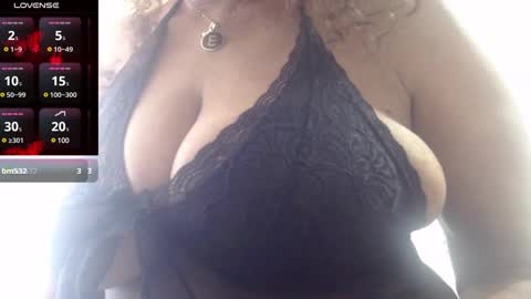 Smileth online show from January 11, 2025, 1:32 pm