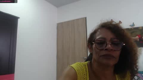 Smileth online show from March 12, 2025, 4:13 pm