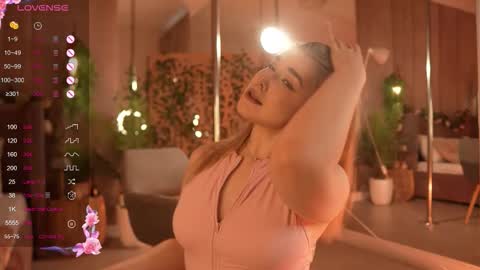 Mia online show from October 17, 2025, 5:32 am