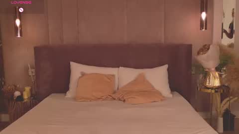 Snapshot of smiley_mia_ chatting on July 11, 2026, 6:32 pm Mia online show from July 11, 2026, 6:32 pm