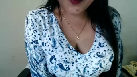 Snapshot of smiley_queen99 chatting on June 29, 2026, 11:10 am smiley online show from June 29, 2026, 11:10 am
