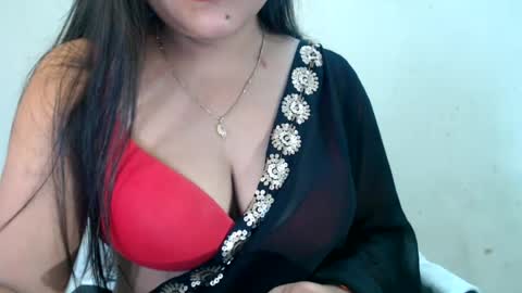 Snapshot of smiley_queen99 chatting on July 10, 2026, 3:44 am smiley online show from July 10, 2026, 3:44 am