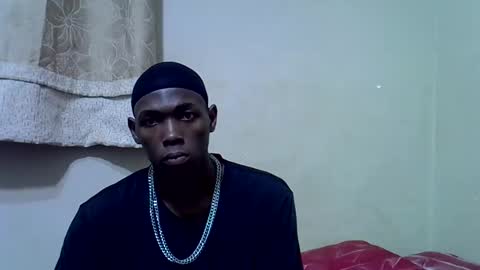 smilzzz online show from April 3, 2026, 6:39 pm