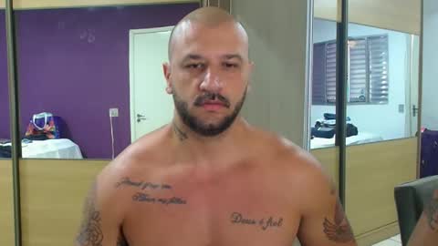 Snapshot of smithduke chatting on December 4, 2024, 12:36 pm smithduke online show from December 4, 2024, 12:36 pm