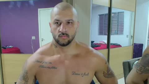 Snapshot of smithduke chatting on February 20, 2025, 11:54 pm smithduke online show from February 20, 2025, 11:54 pm