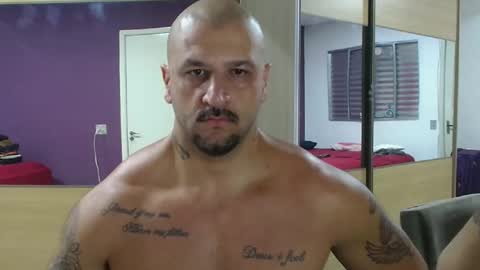 Snapshot of smithduke chatting on February 24, 2025, 1:46 am smithduke online show from February 24, 2025, 1:46 am