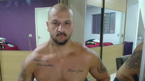 Snapshot of smithduke chatting on March 5, 2025, 2:36 am smithduke online show from March 5, 2025, 2:36 am