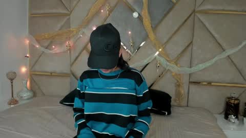 Snapshot of smithjay_ chatting on January 7, 2025, 12:41 pm Smith Jay online show from January 7, 2025, 12:41 pm