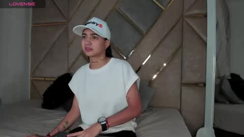 Snapshot of smithjay_ chatting on February 11, 2025, 1:09 pm Smith Jay online show from February 11, 2025, 1:09 pm