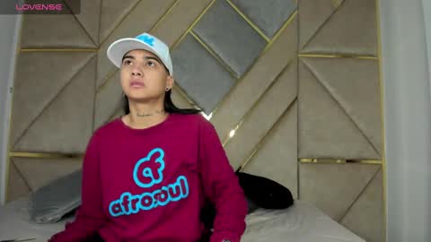 Snapshot of smithjay_ chatting on February 24, 2025, 12:37 pm Smith Jay online show from February 24, 2025, 12:37 pm