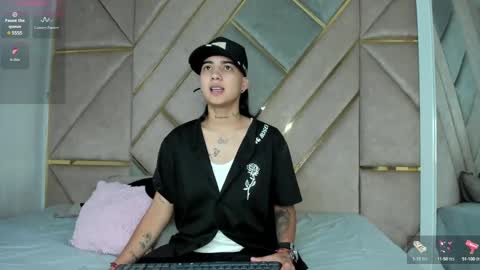 Snapshot of smithjay_ chatting on February 26, 2025, 12:47 pm Smith Jay online show from February 26, 2025, 12:47 pm