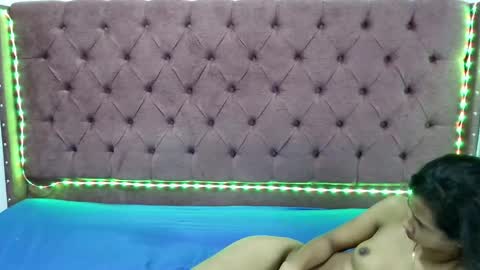 JONH SMITH AND ALIX SMITH online show from December 22, 2024, 4:50 am