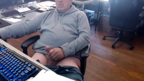 Snapshot of smly chatting on April 10, 2026, 4:01 pm smly online show from April 10, 2026, 4:01 pm