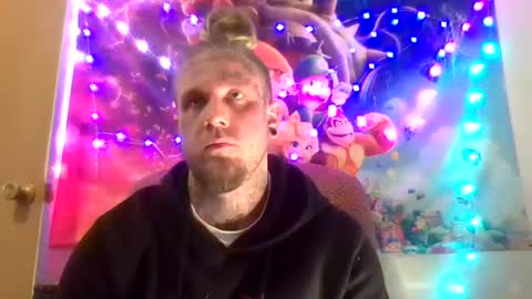 smoke online show from March 9, 2025, 11:25 pm