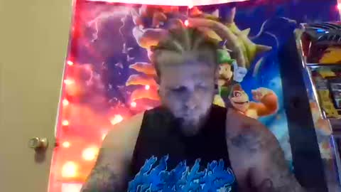 smoke online show from October 14, 2025, 1:17 am