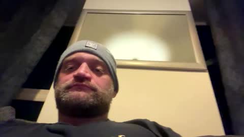 smokefet2 online show from April 16, 2026, 9:15 pm