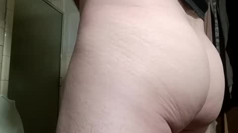 Snapshot of smokewagon22 chatting on September 18, 2025, 7:43 am smokewagon22 online show from September 18, 2025, 7:43 am