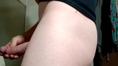 Snapshot of smokewagon22 chatting on February 11, 2026, 9:14 am smokewagon22 online show from February 11, 2026, 9:14 am