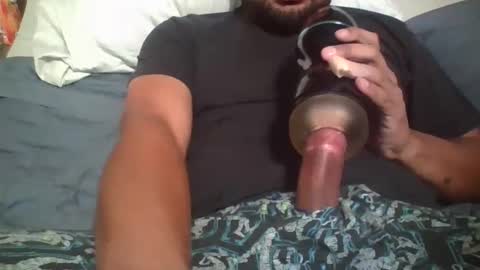 Snapshot of smokey573 chatting on November 25, 2025, 11:27 pm memelucas online show from November 25, 2025, 11:27 pm