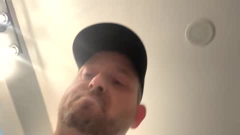 smokeymt420 online show from April 8, 2026, 7:58 pm