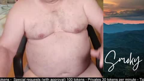 Snapshot of smokymountanman chatting on June 28, 2026, 9:43 pm smokymountanman online show from June 28, 2026, 9:43 pm