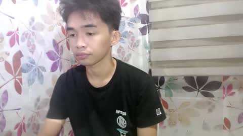 Snapshot of smooth3218 chatting on February 18, 2026, 4:03 pm smooth3218 online show from February 18, 2026, 4:03 pm