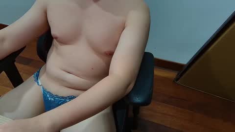 smoothasianm online show from May 18, 2026, 4:24 pm