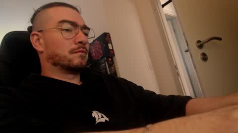 Snapshot of smoothie987987 chatting on January 11, 2025, 1:43 pm AllDayIDream online show from January 11, 2025, 1:43 pm