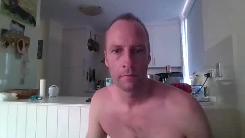 Snapshot of smoothroundbottom chatting on January 24, 2025, 5:21 am KinkyDonks online show from January 24, 2025, 5:21 am