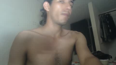 snackontime19 online show from September 12, 2025, 2:55 am