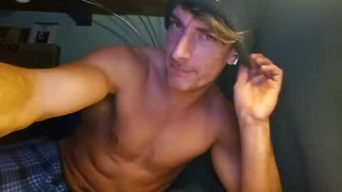 Snackyyyy online show from January 19, 2026, 5:22 am