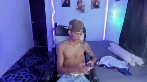 Snapshot of snak_master1 chatting on April 27, 2026, 10:41 pm snak_master1 online show from April 27, 2026, 10:41 pm